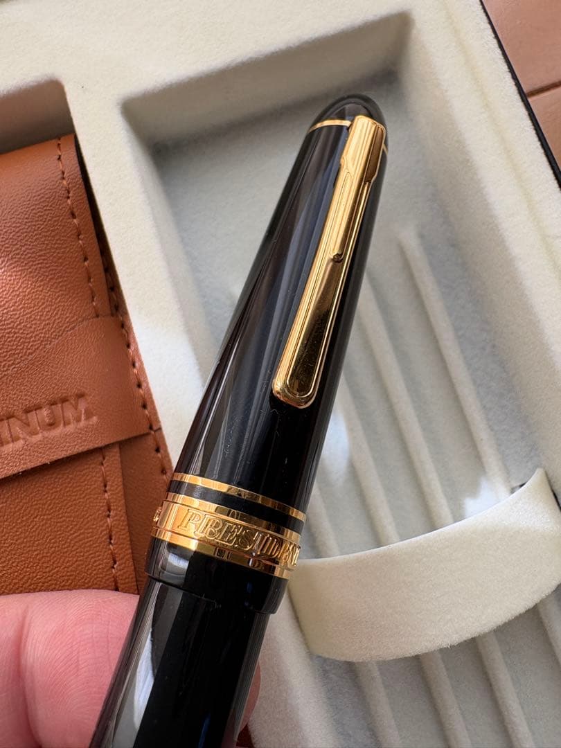 PLATINUM】プラチナ万年筆 プレジデント BKGT（F）ペンケース付
