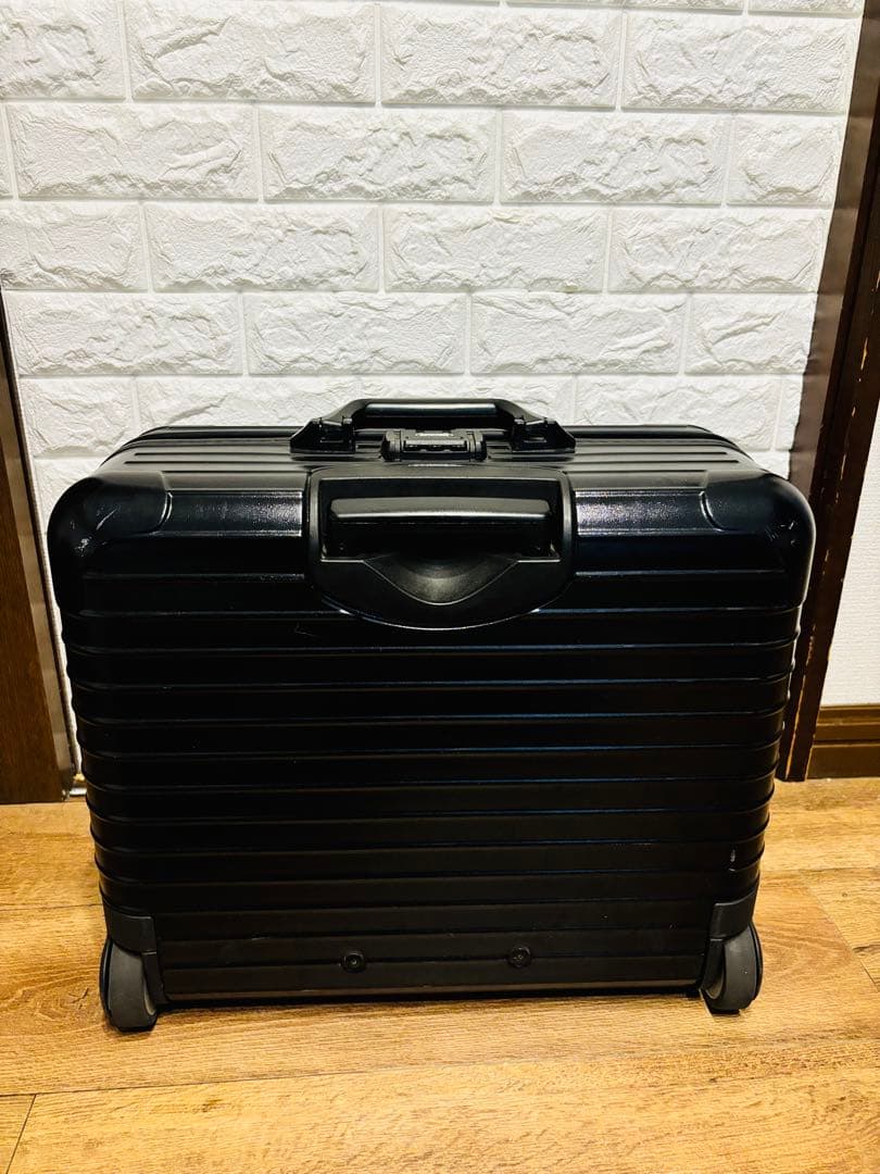 RIMOWA ボレロ キャリーケース 機内持ち込みサイズ