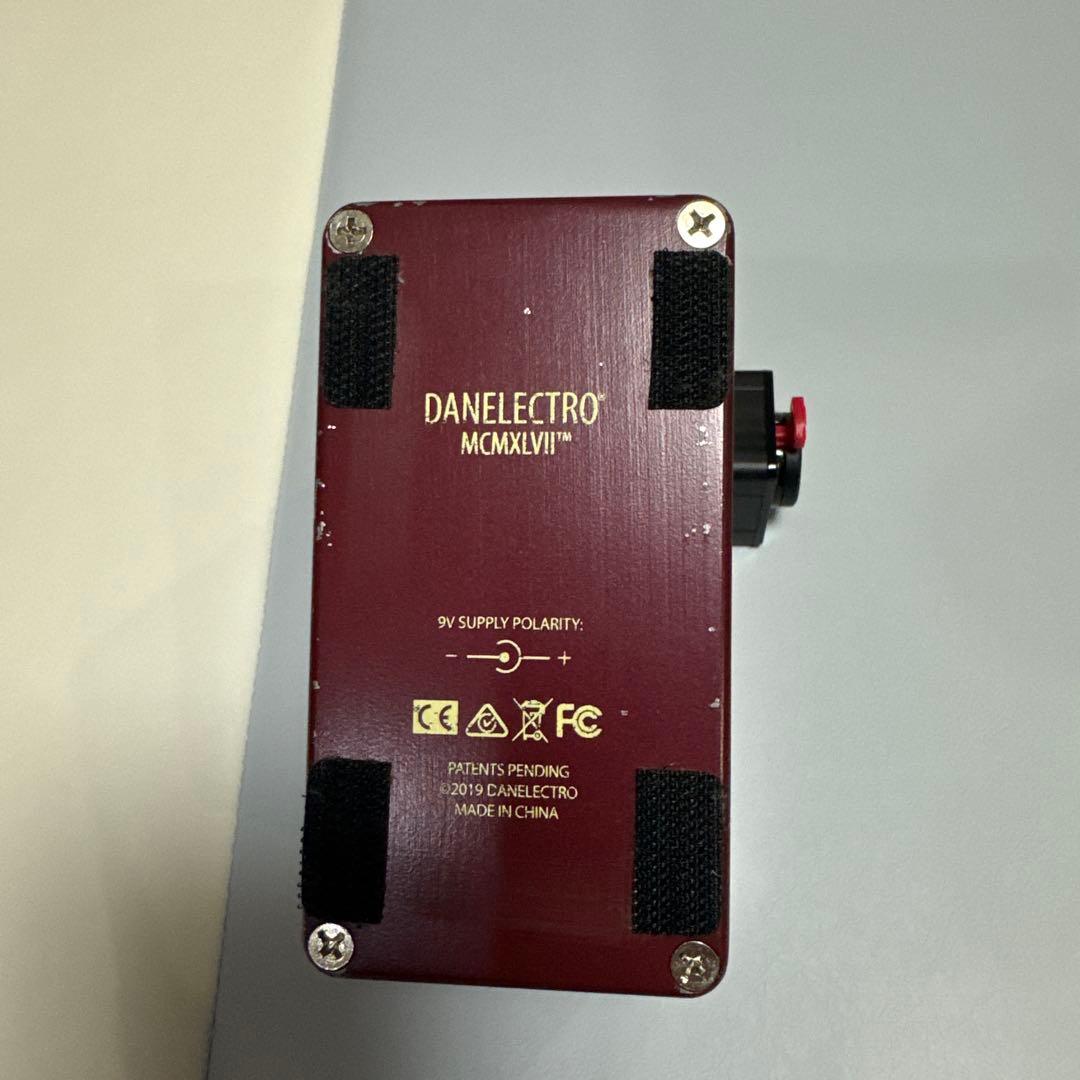 ギター Danelectro Eisenhower Fuzz