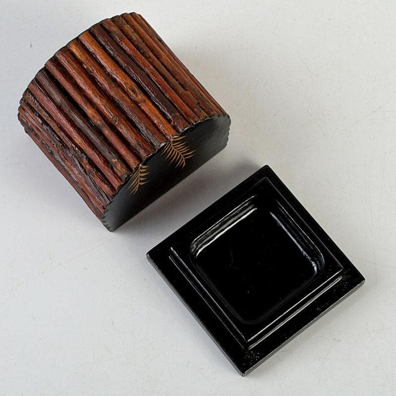 茶道具　一峰作　柳蒔絵　烏帽子香合　共箱　V　9529