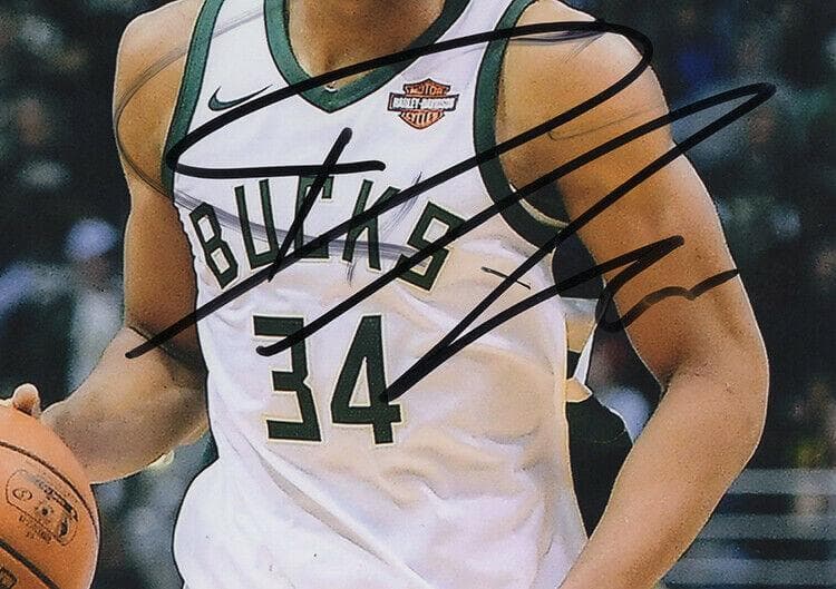 直筆サイン入り写真 ヤニス・アデトクンボ ミルウォーキーバックス SA