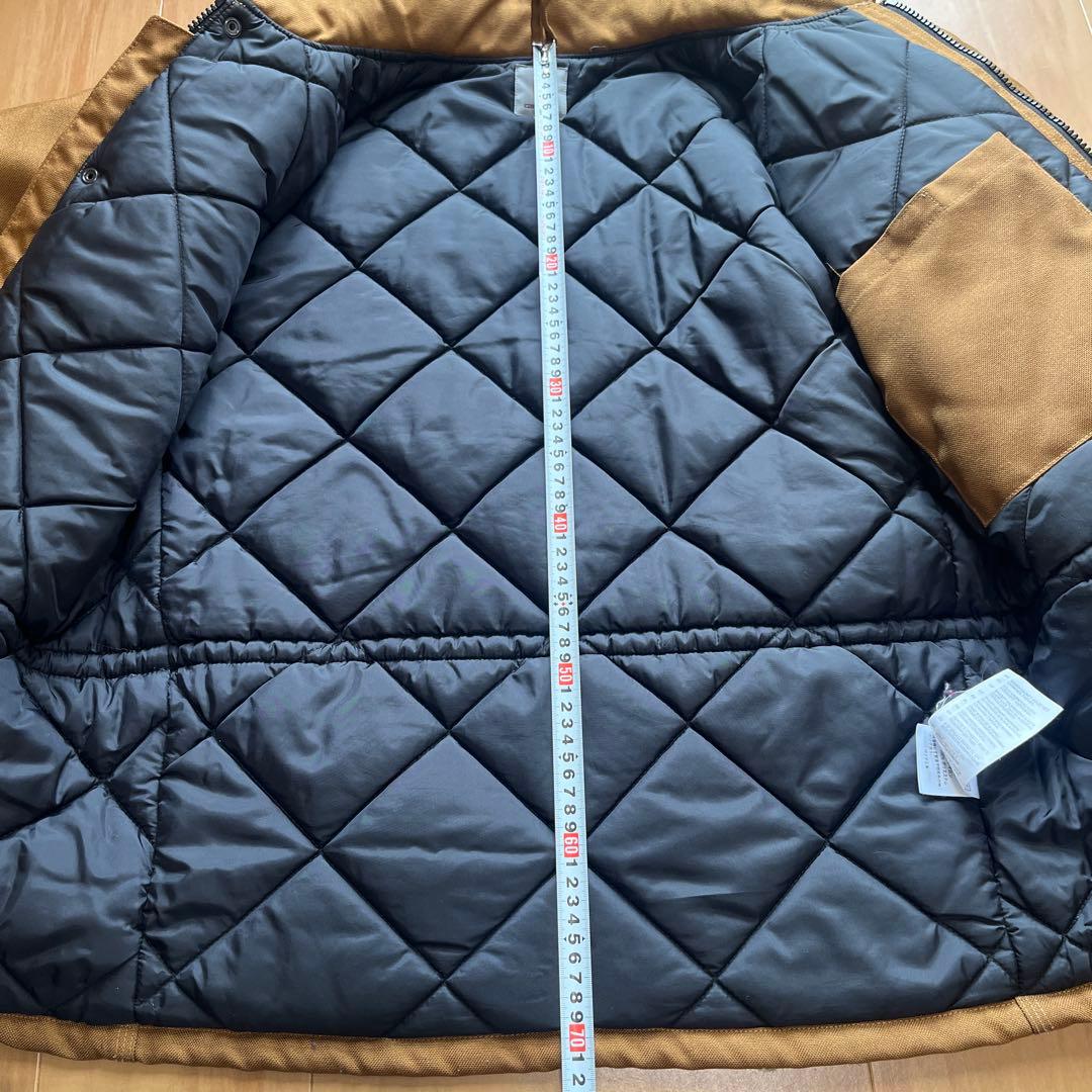 Carhartt フード付きブラウンジャケット