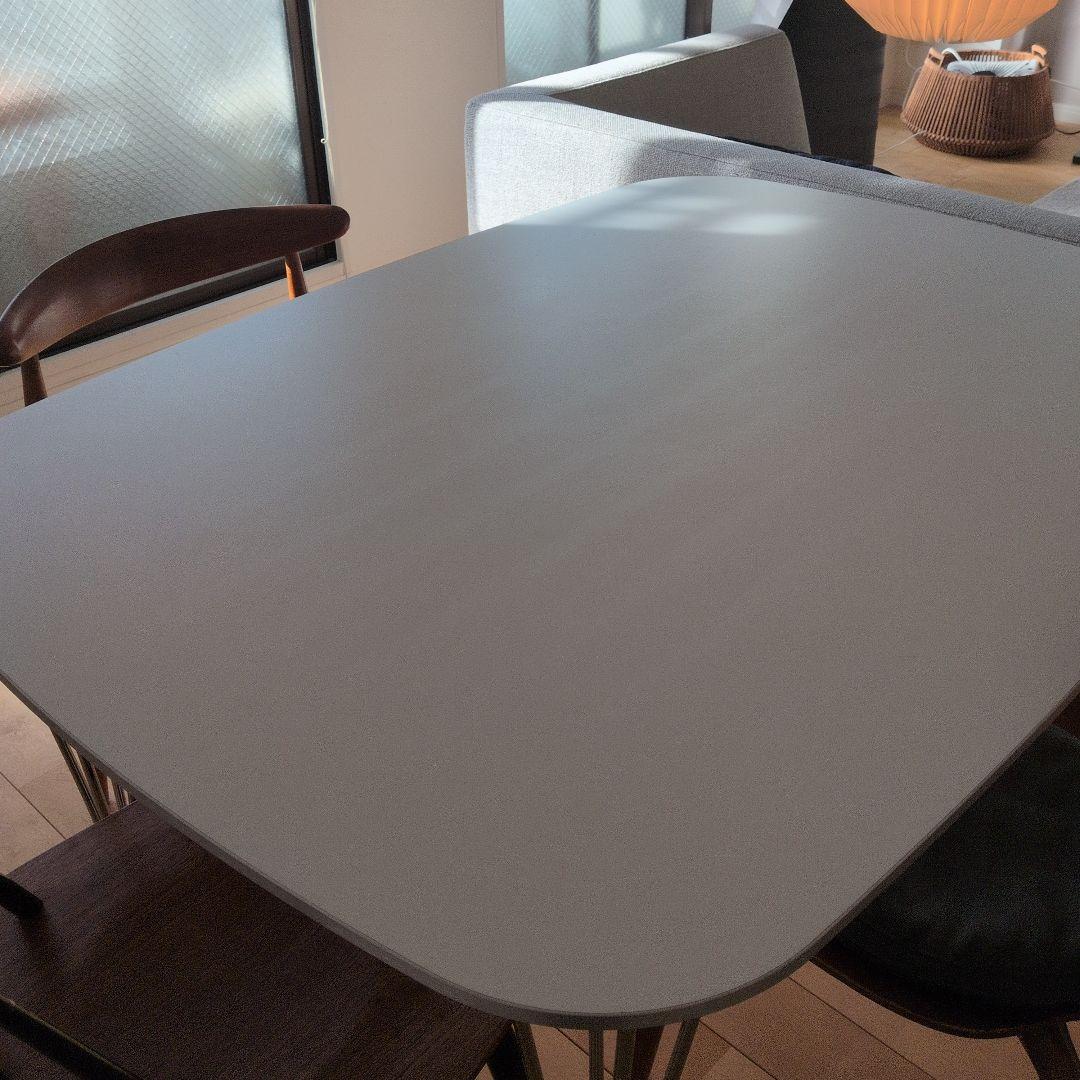 FH125 フリッツ・ハンセンテーブルホワイト　ダイニング　ヤコブセン