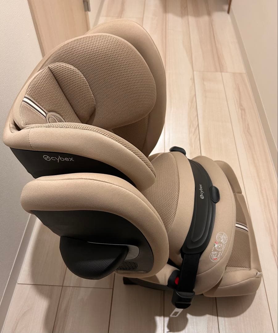 cybex ベージュ パラス　チャイルドシート
