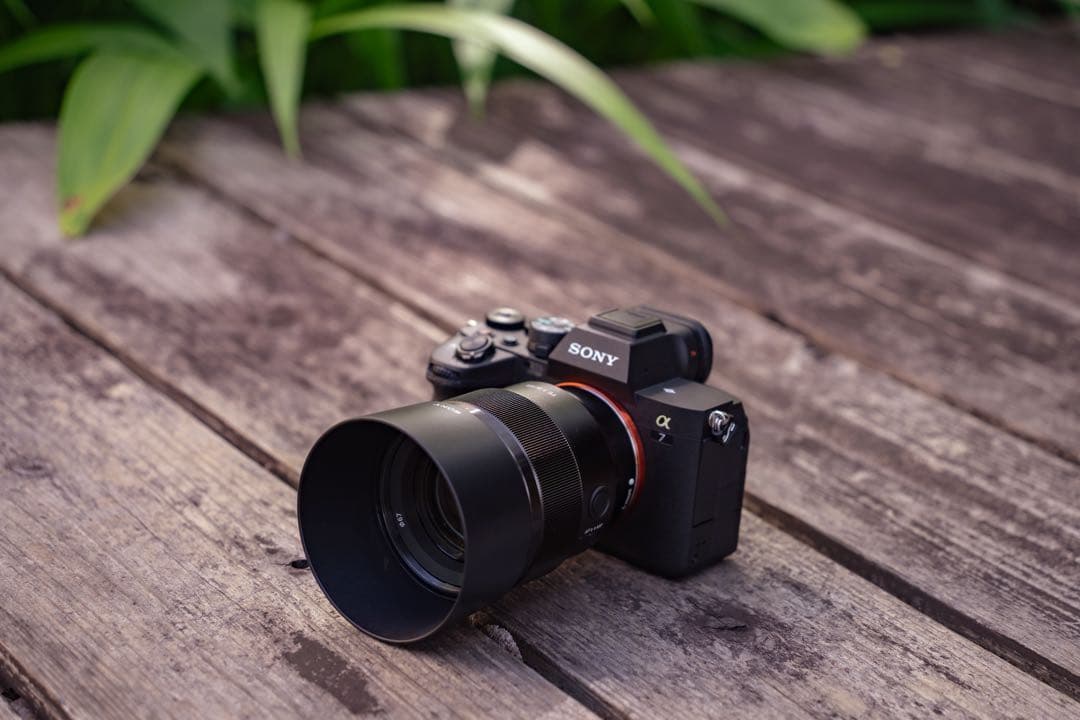 SONY FE 85mm F1.8 単焦点レンズ