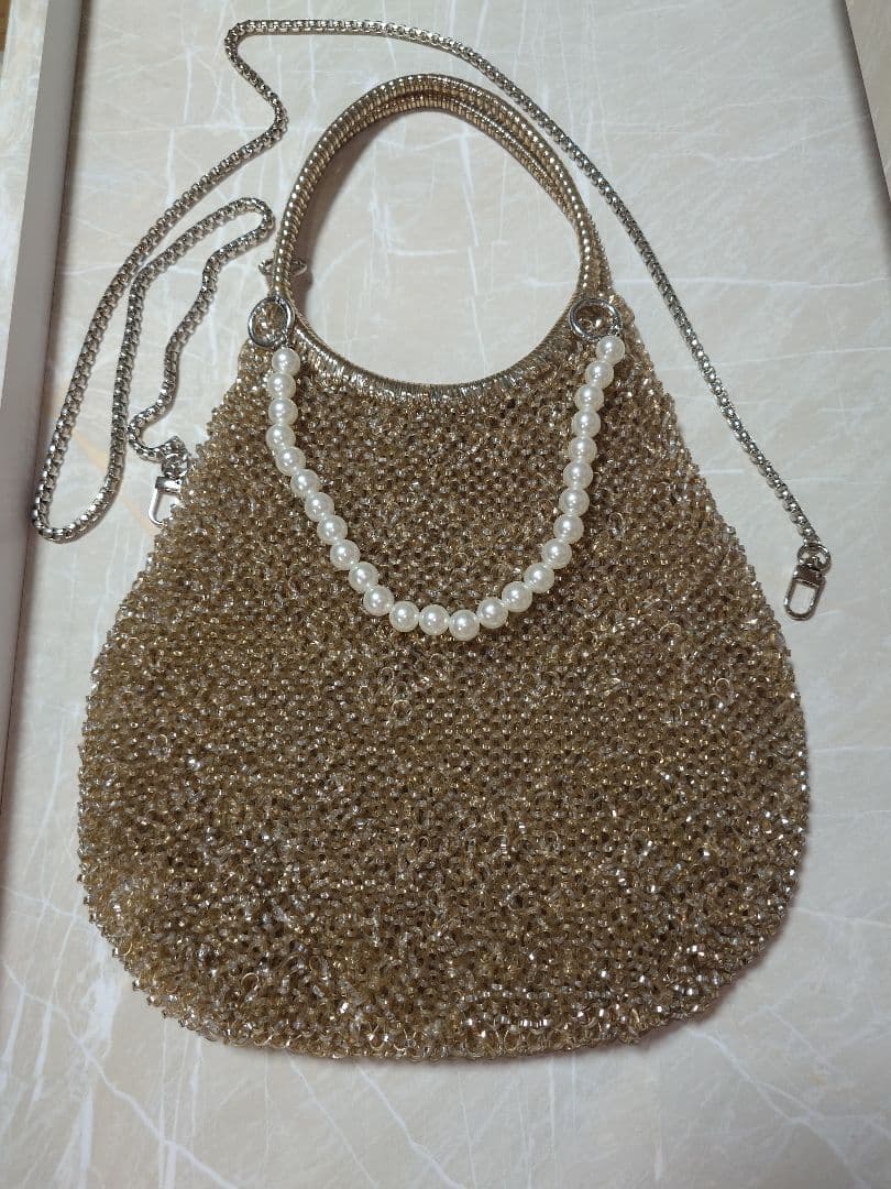 美品アンテプリマワイヤーバッグラウンド縦型シルバーゴールドショルダーチェーン付