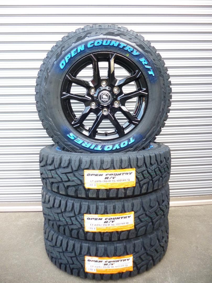 送料込☆TOYOオープンカントリーR/T☆LT225/70R16☆ハイエース TOYO