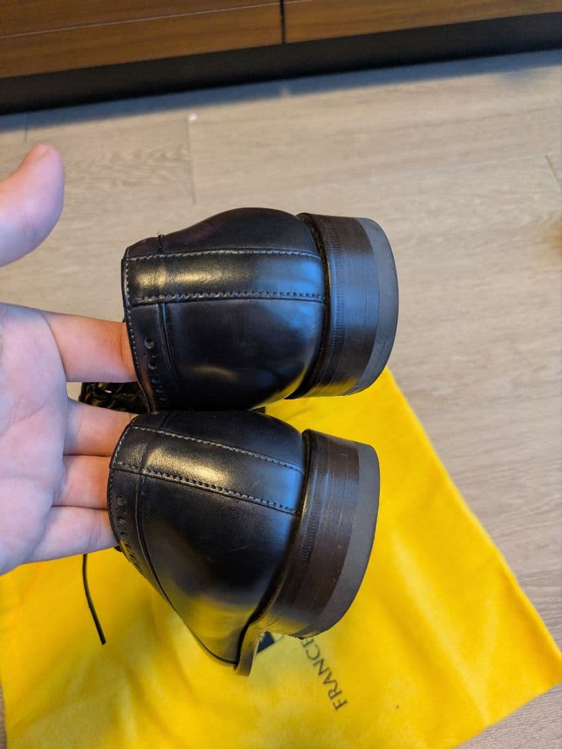 Francesco Benigno ブラックドレスシューズ