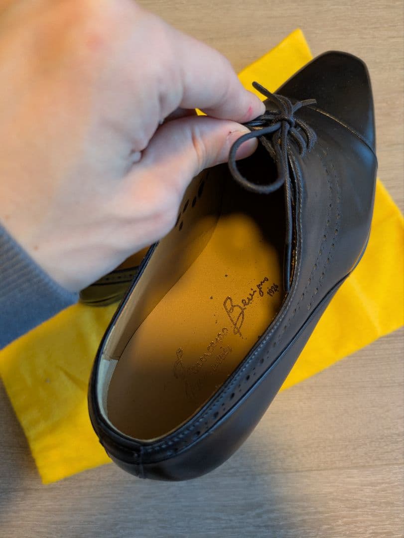 Francesco Benigno ブラックドレスシューズ