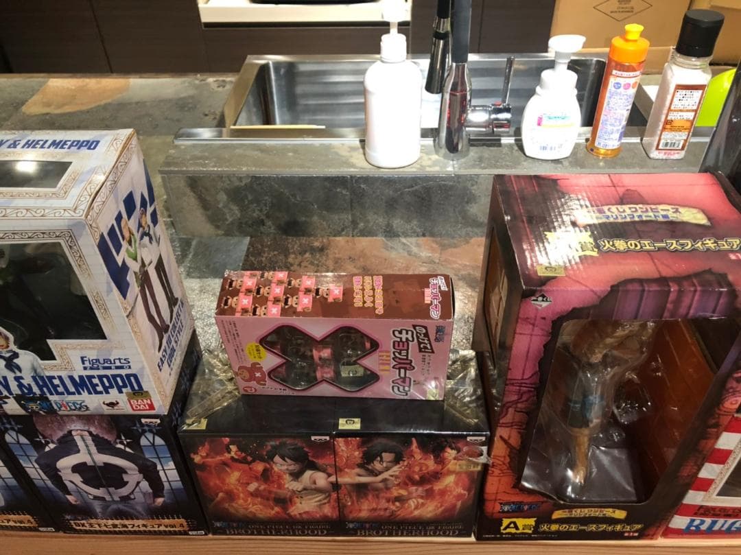 ワンピース　フィギュア　纏め売り42箱　ASK