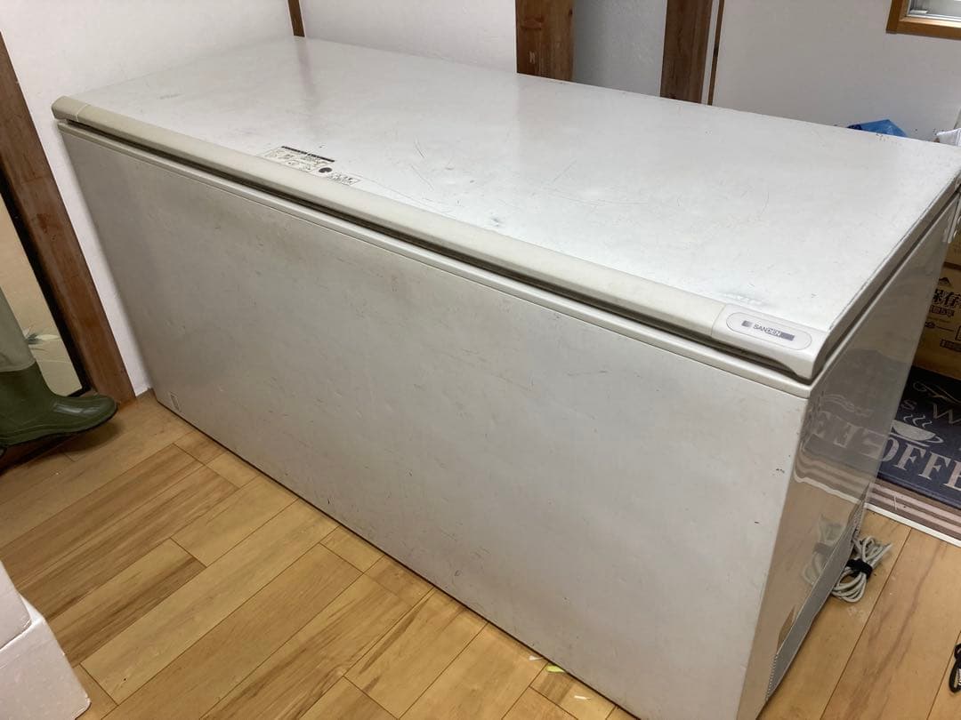 SANDEN 業務用冷凍ストッカー※引き取り限定