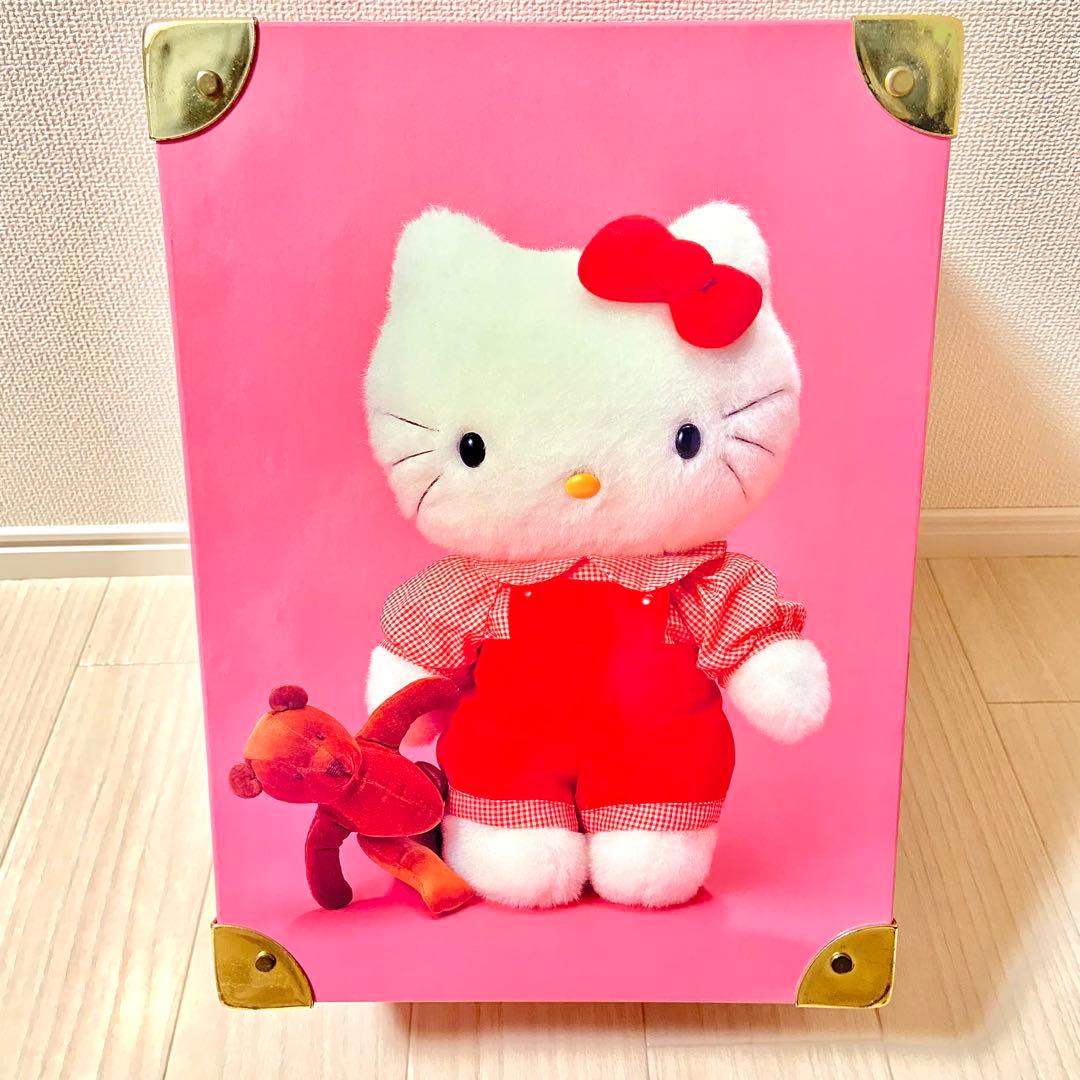 希少！新品 サンリオ キティ 数量限定 シリアルナンバー ぬいぐるみ レトロ