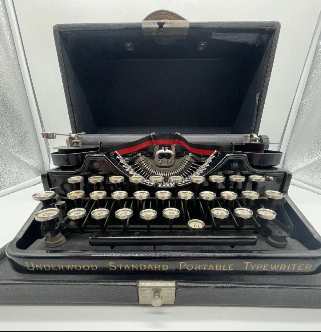 ヴァイオレット エヴァーガーデンUnderwoodのタイプライター - メルカリ