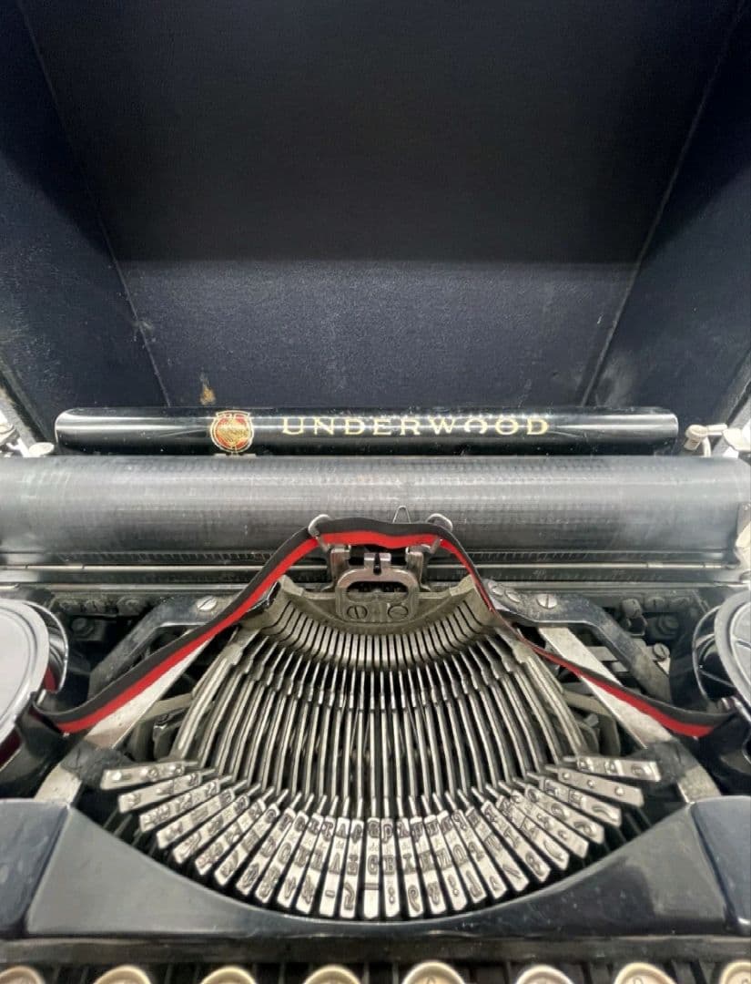 ヴァイオレット エヴァーガーデンUnderwoodのタイプライター - メルカリ