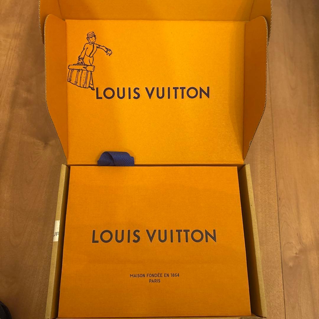 りゅうこ LOUIS VUITTONケース小銭入ポルトモネロザリダミ