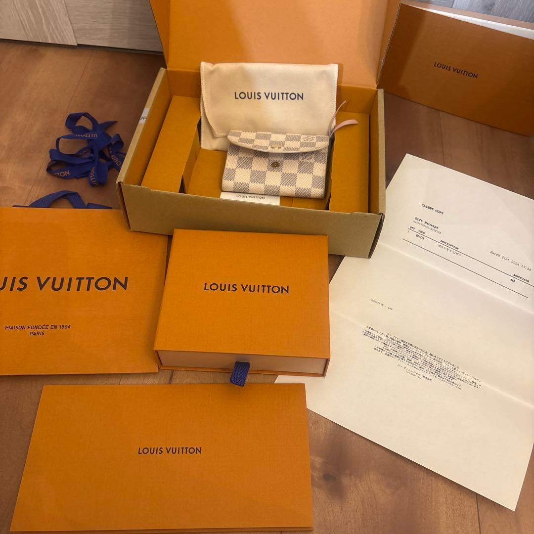 りゅうこ LOUIS VUITTONケース小銭入ポルトモネロザリダミ
