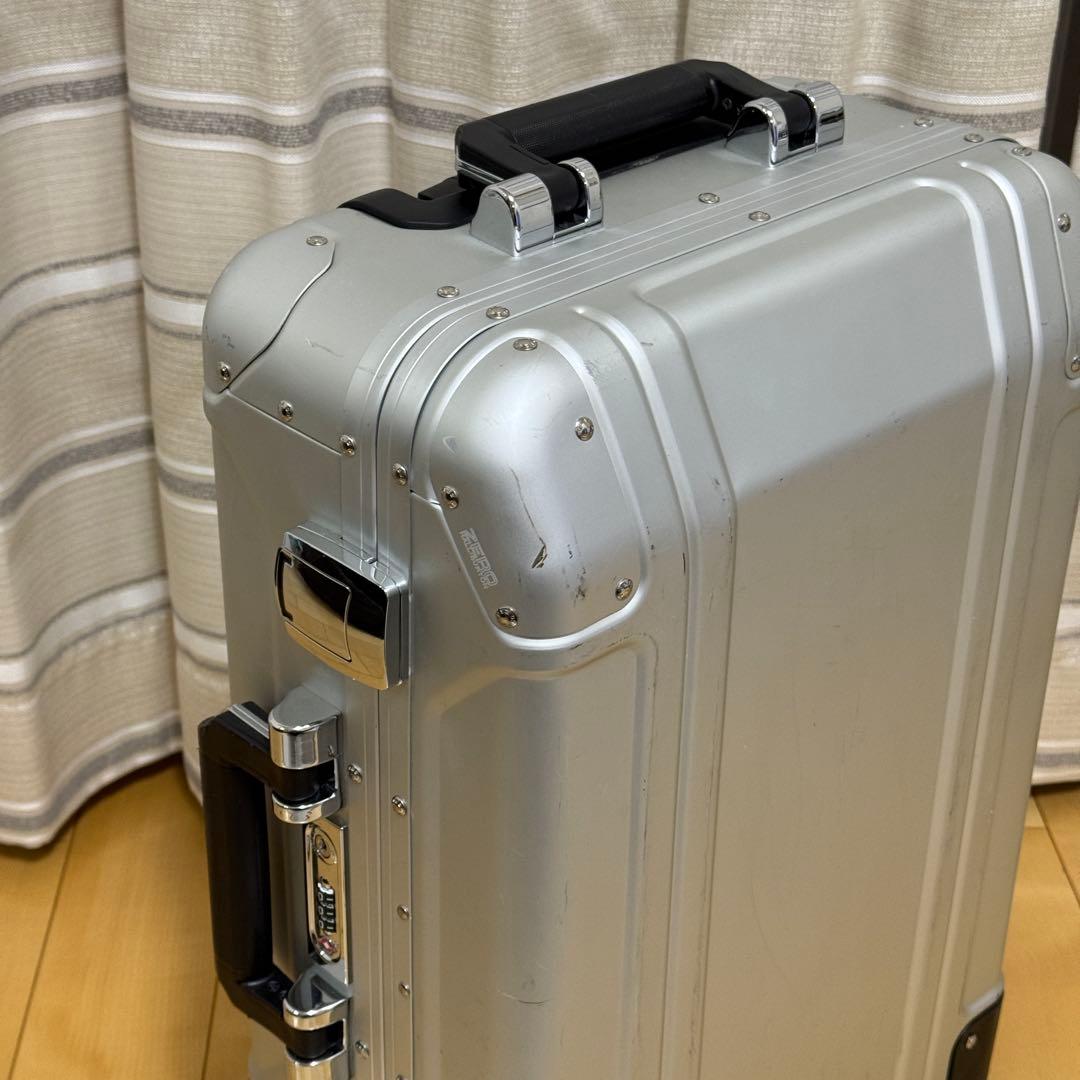 ゼロハリバートン 機内持ち込み アルミ 2輪 ZR-Geo キャリーケース