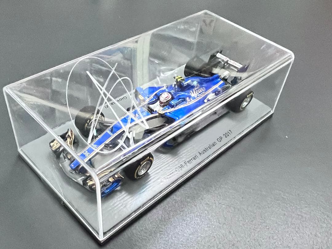 2017 Sauber F1 Team アントニオジョビナッツィ直筆サイン - メルカリ