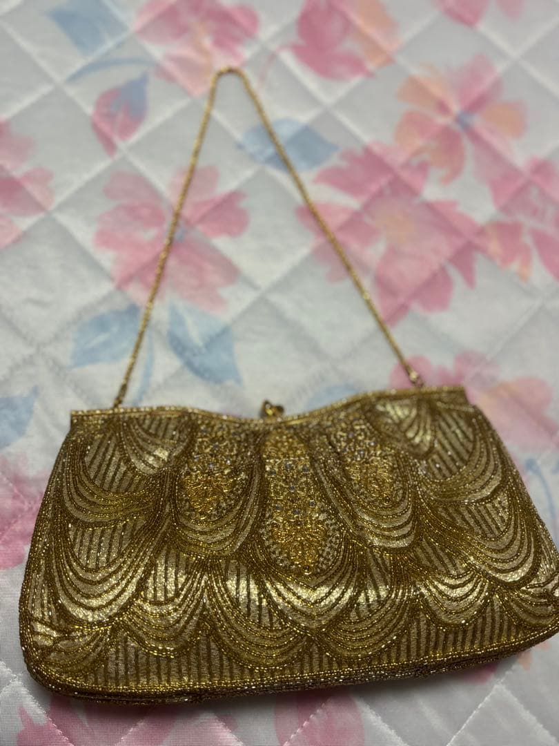 ビーズ刺繍 ゴールド クラッチバッグ