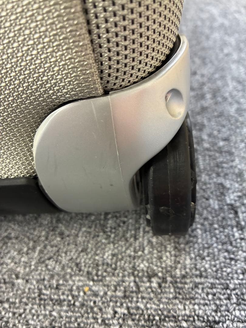 ziva-cafeさん[専用[ TUMI グレー キャリーケース ジッパー式