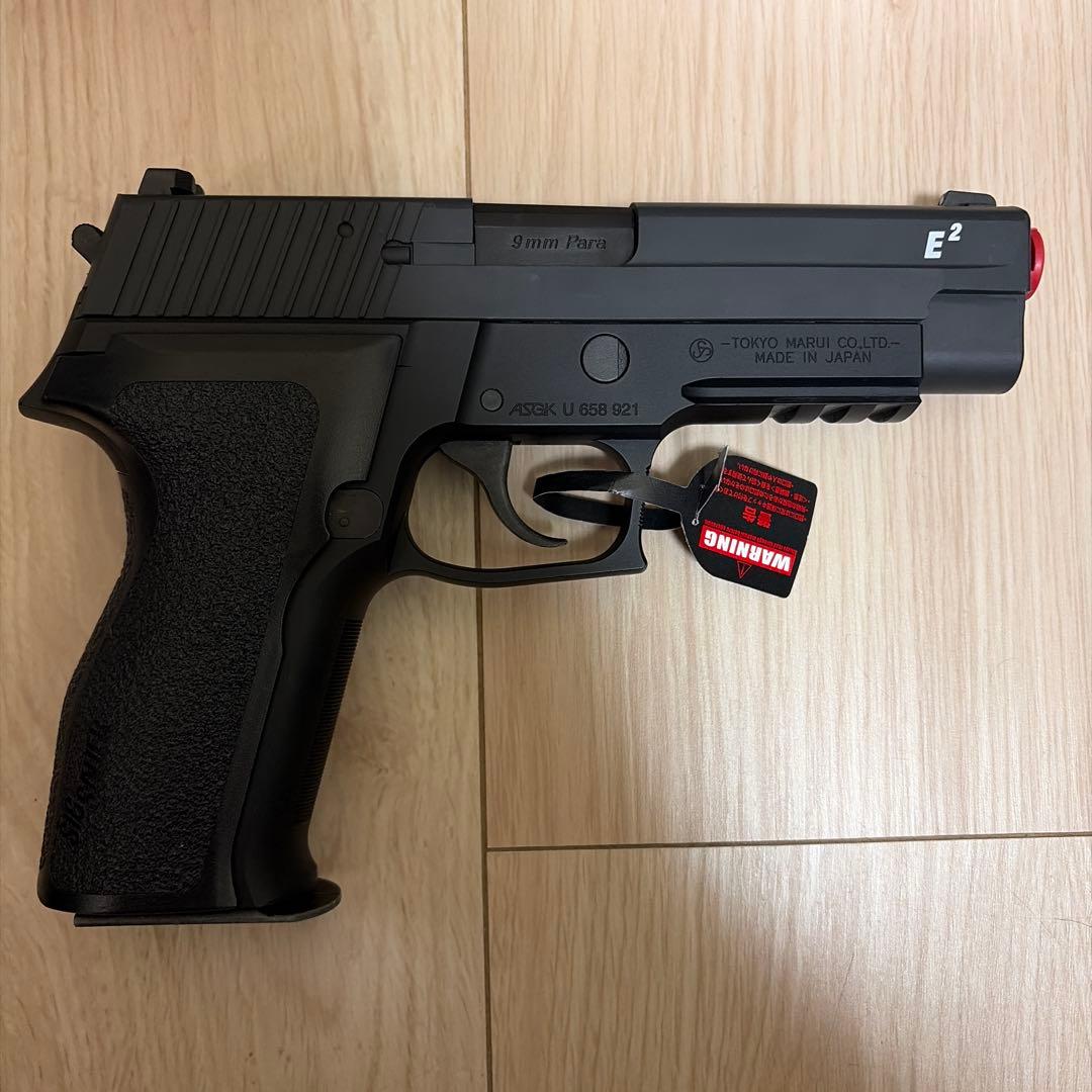 東京マルイ SIG SAUER P226 E² マガジン3本付き