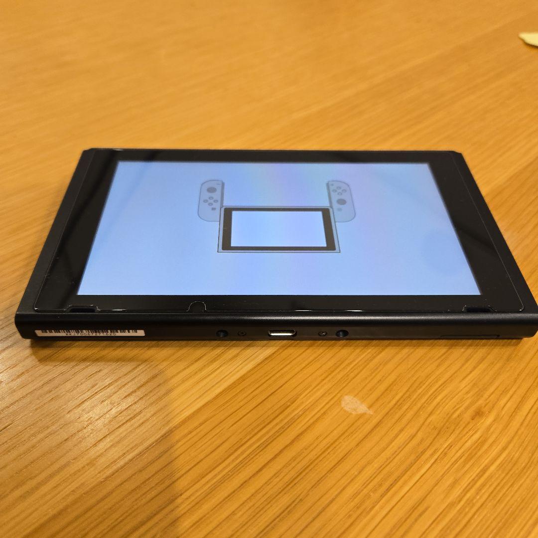Nintendo Switch 本体 ハンドル 他社コントローラー付