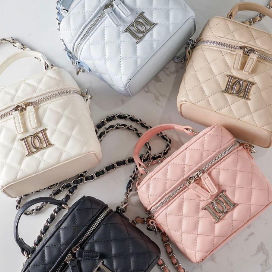 ダーリッチ Darich 【シルバーパーツ】キルティングスクエアミニバッグ