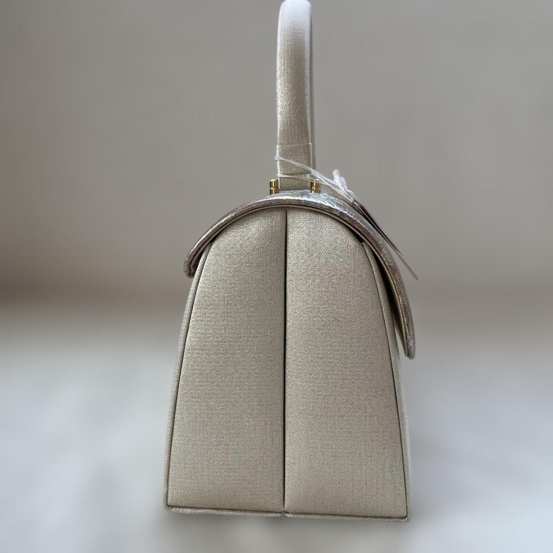 伊と忠 未使用タグ付き金彩クラフト 和装バッグ フォーマルバッグ 高品質