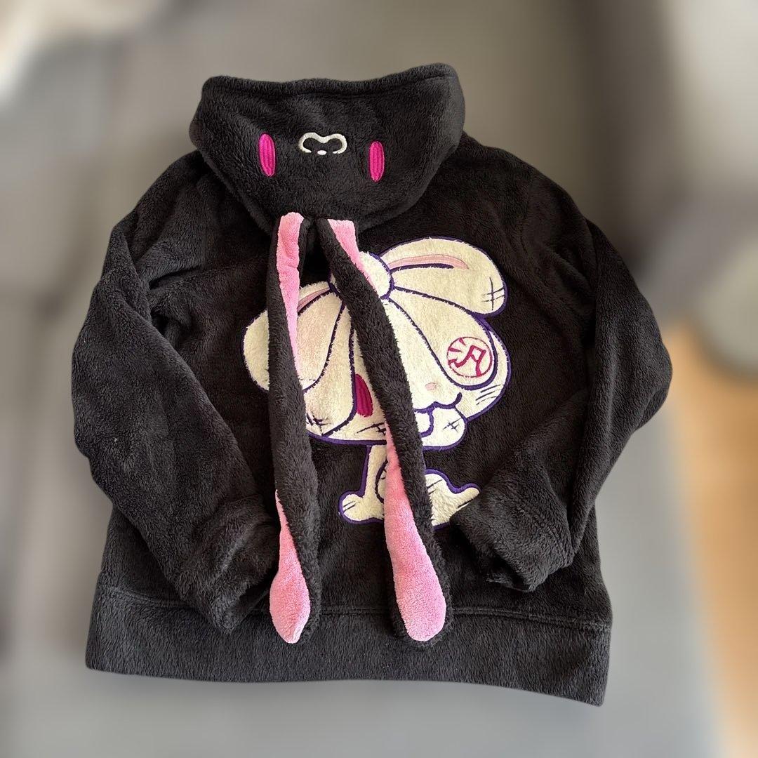 汎用うさぎ 黒 もこもこパーカー 長耳 グルーミー - メルカリ