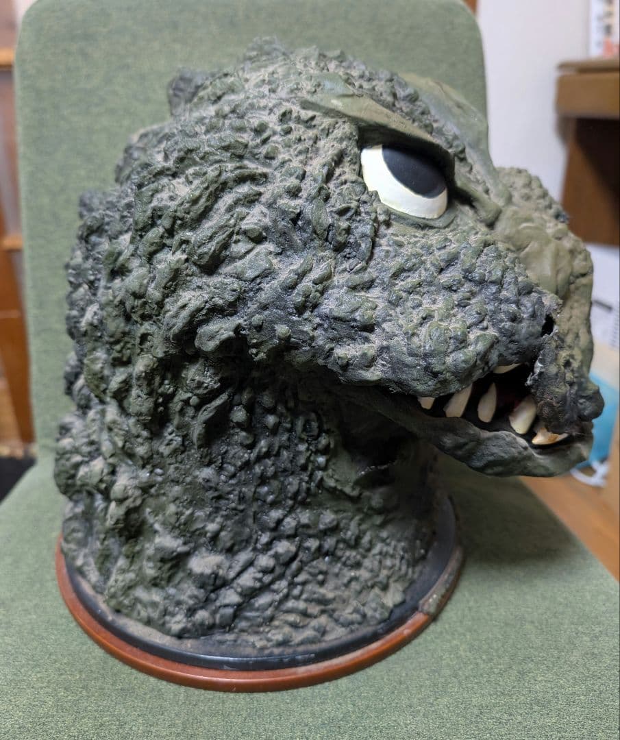 OCTA W.L STUDIO製 怪獣ヘッド 頭部マスク／造形物