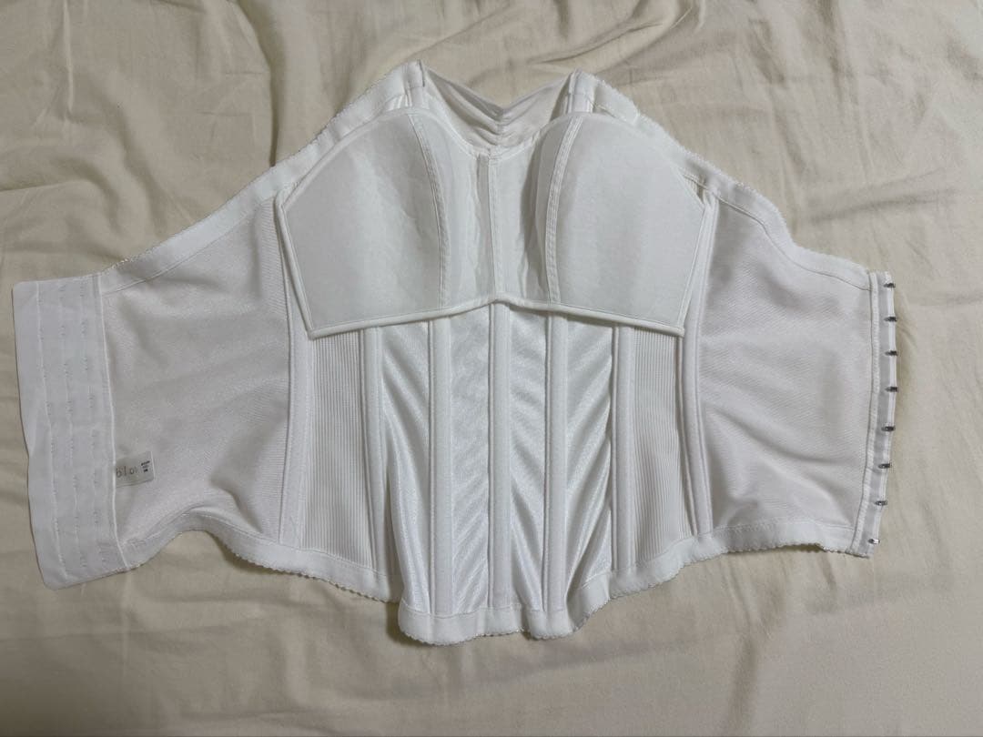 【もちもちパン】ラグジュアリービスチェ65　bloomブライダルインナー