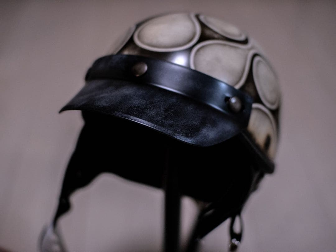 XL 新品未使用　ポリヘル　ポリス　ヘルメット アイボリーエイジング黒フレア