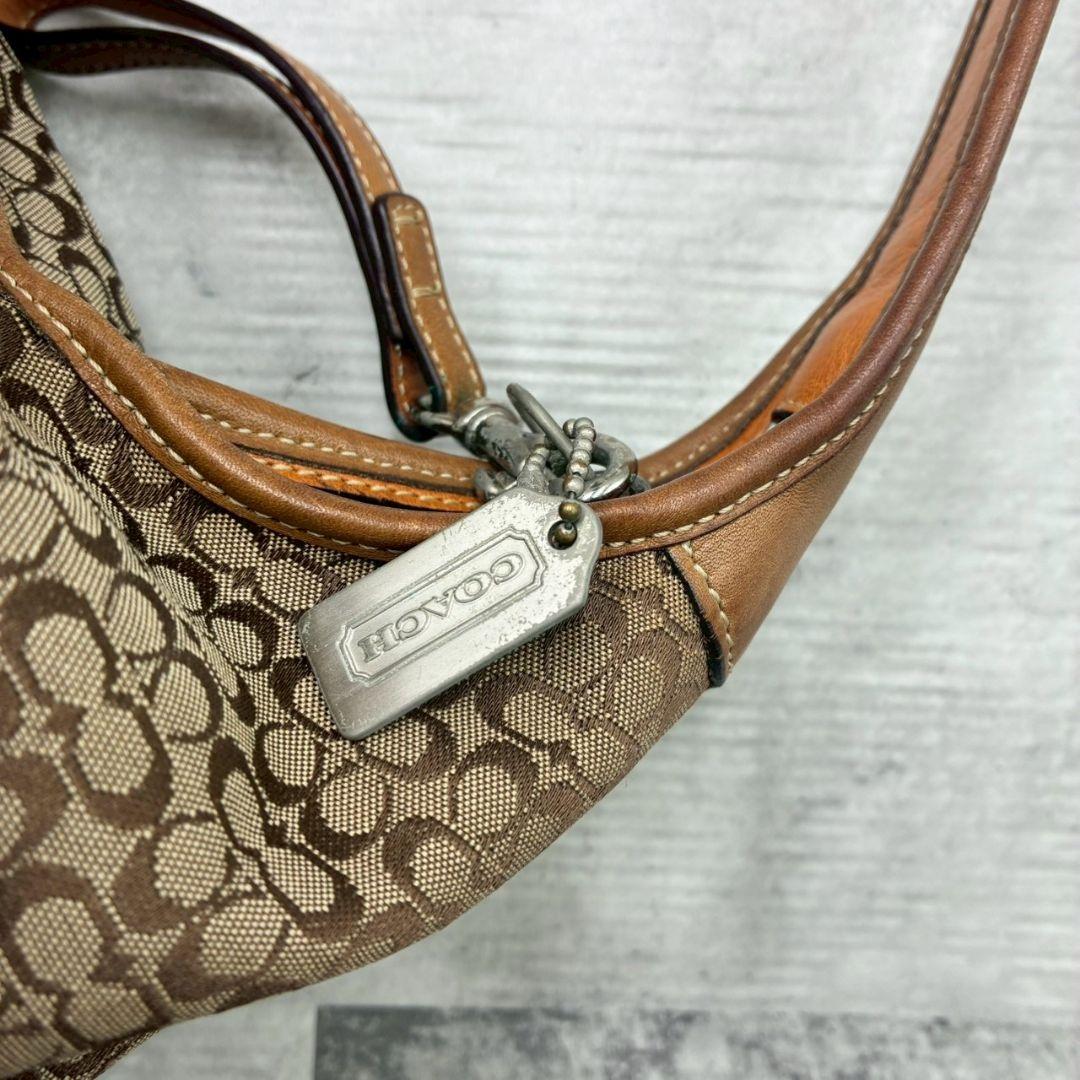 COACH コーチ ワンショルダー ソーホー 肩掛け シグネチャー ハーフムーン