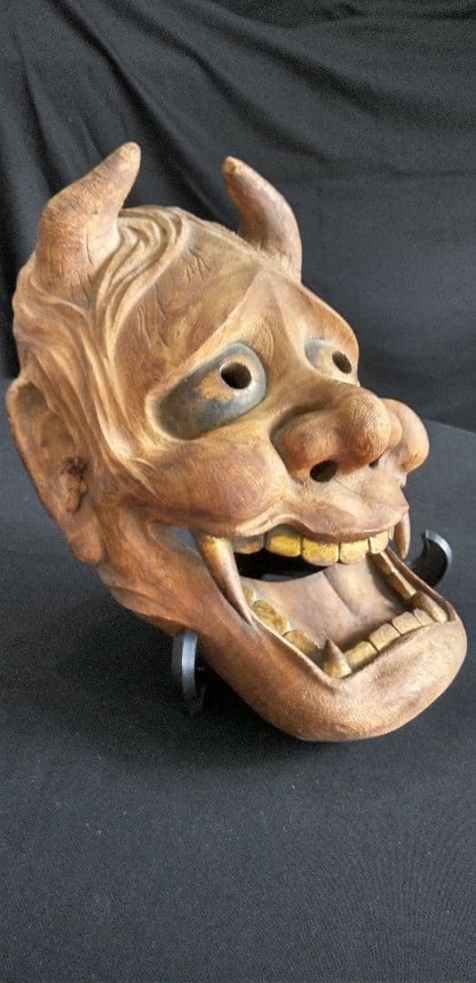 s*2様 般若、木彫お面 角付き 茶色