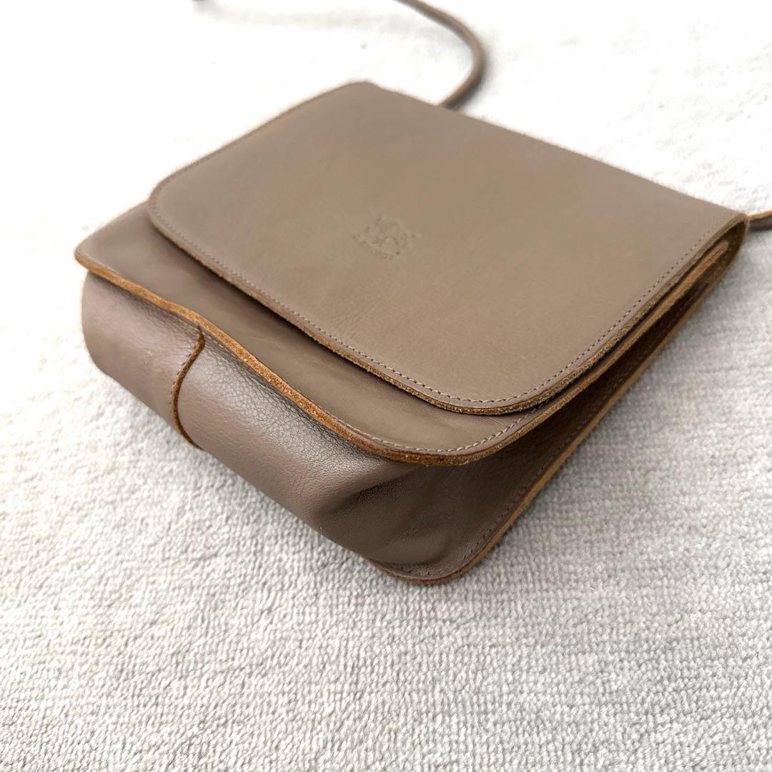 イルビゾンテ　ショルダーバッグ　グレー