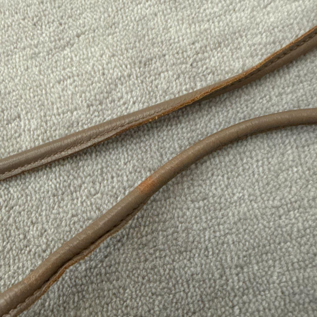 イルビゾンテ　ショルダーバッグ　グレー