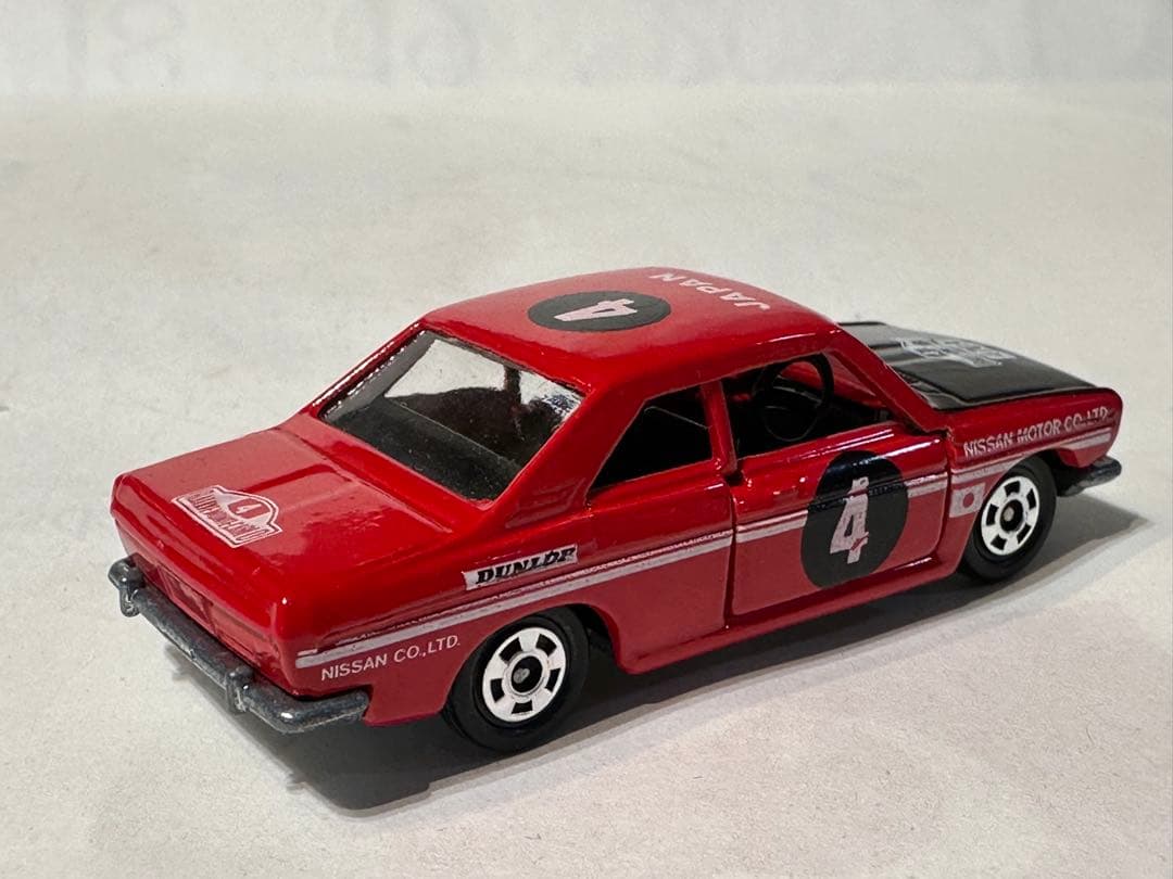 トミカ　１　日産ブルーバードSSSクーペ　モンテカルロラリー　日本製