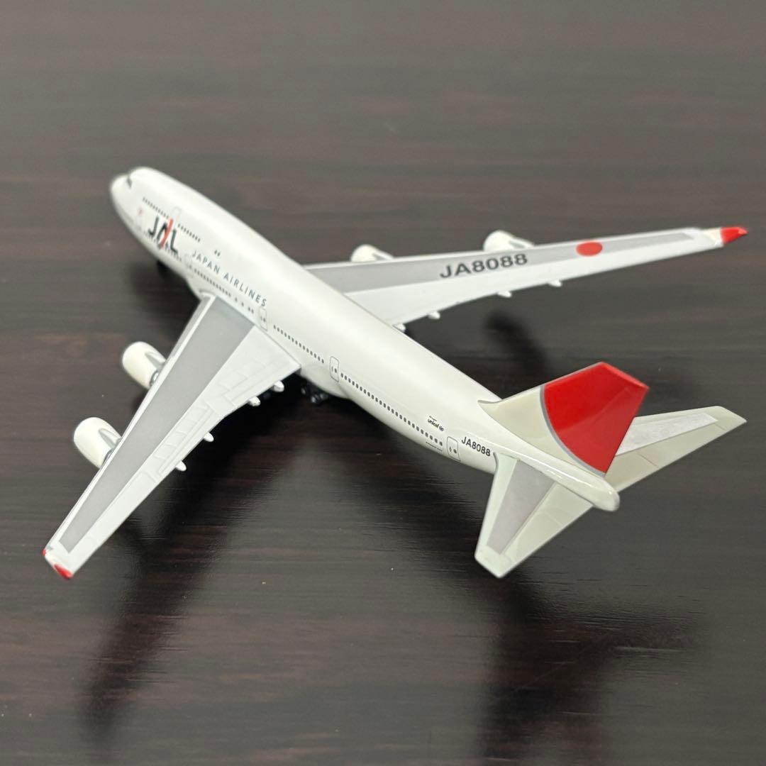 \"アーク・オブ・ザ・サン\" JAL B747-400 Herpa 1/500