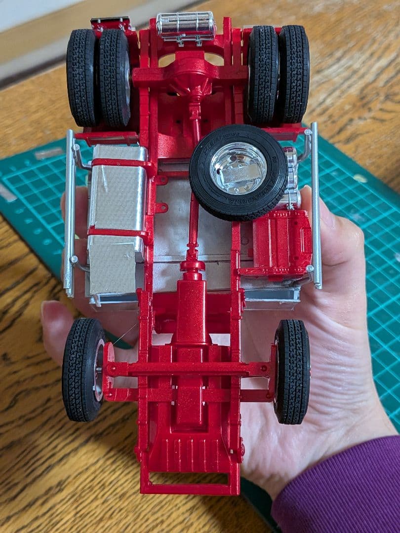 アオシマ デコトラ プラモデル 日野プロフィアトレーラーヘッド完成品