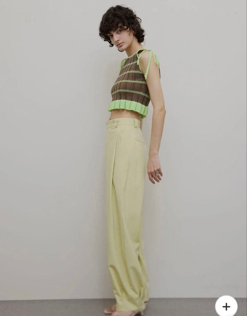 【新品タグ付】MEDI PURIPURI SHORT KNIT TOP