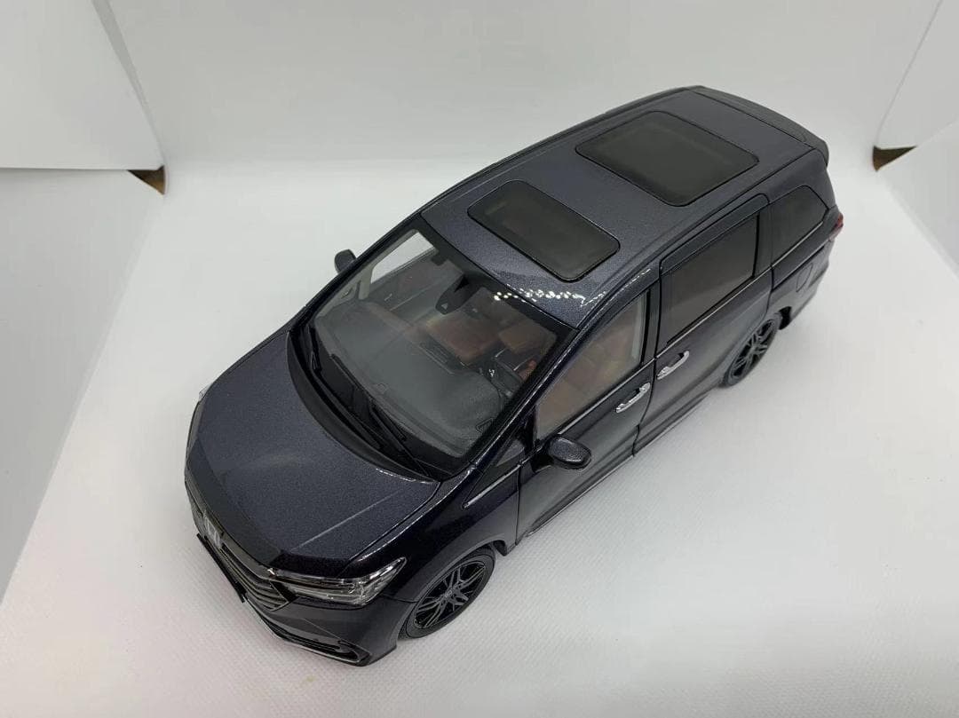 302-002 1/18 ホンダ オデッセイ 2022 グレー