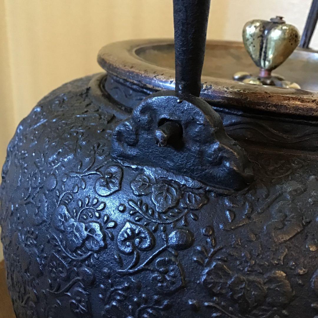 値下‼️江戸期祥雲堂造全面花付き二枚葉葵紋桐紋鉄瓶龍文堂