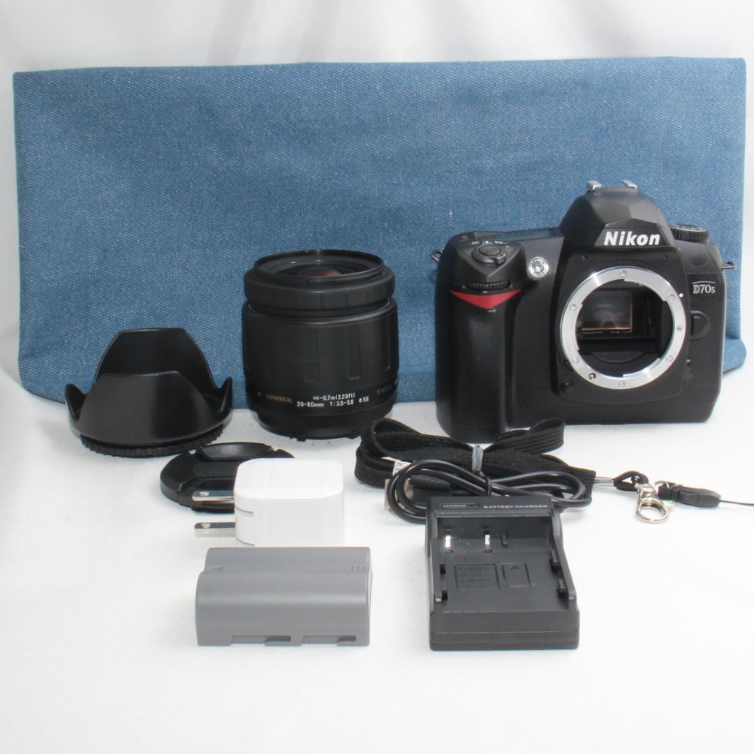 ⭐️新品カメラバッグ付⭐️❤️一眼レフデビューに最適❤️ニコン