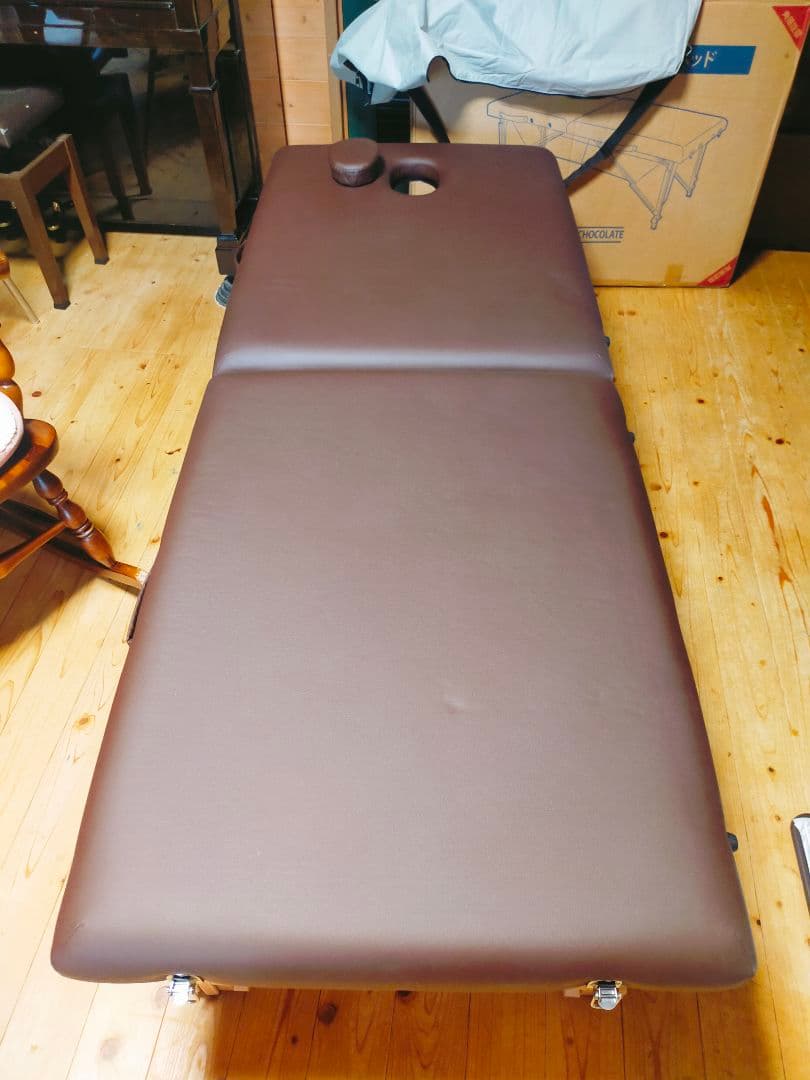 折りたたみ式マッサージテーブル エステ ブラウン セブン ビューティー