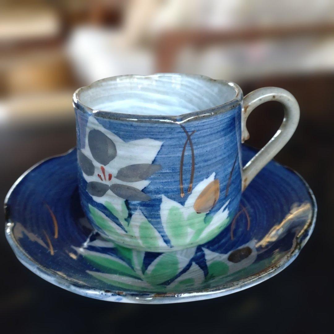 青と白の花柄カップ・ソーサー5客セット - メルカリ