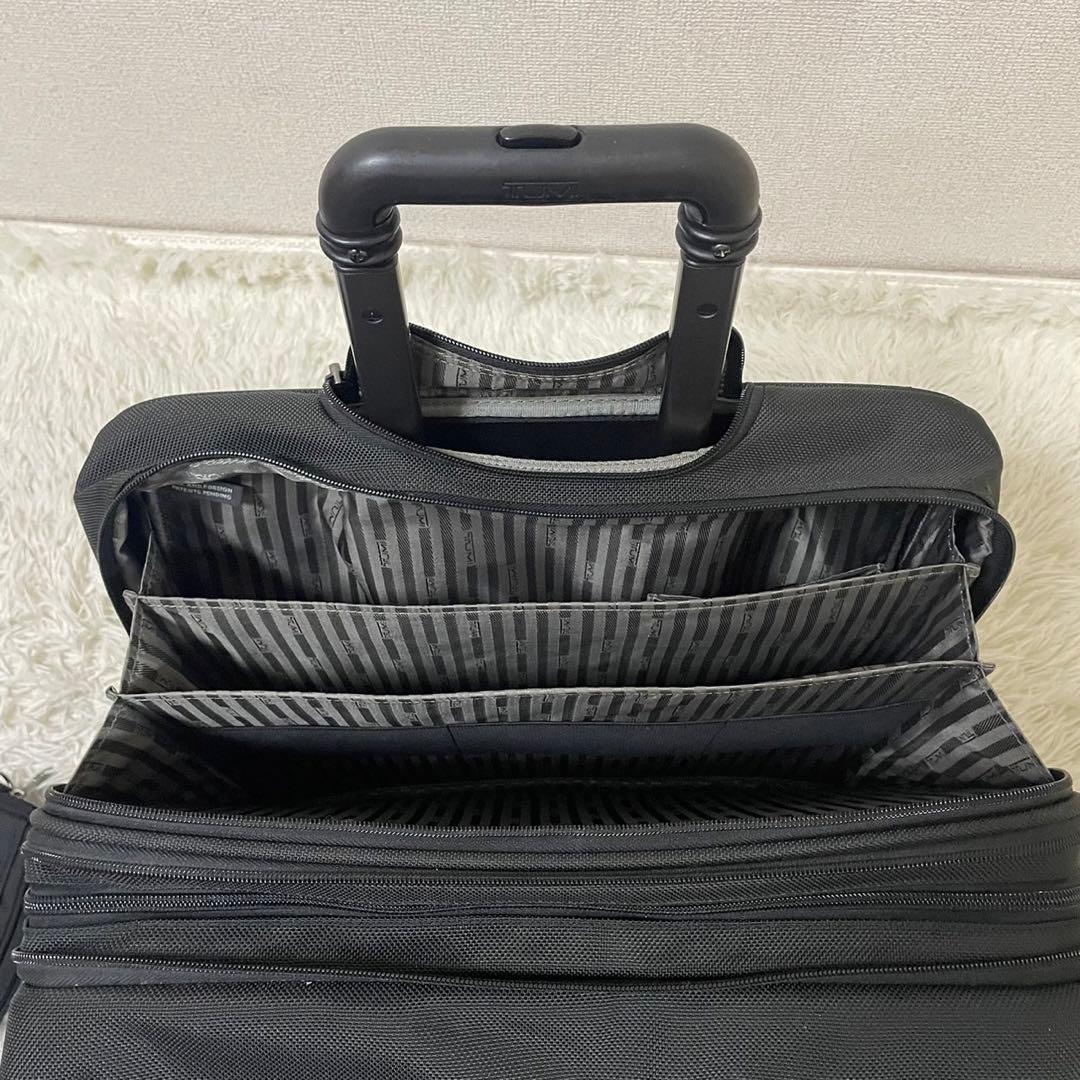 ⭐️極美品⭐️トゥミ26104D4 キャリーバッグ3気室ナイロン黒