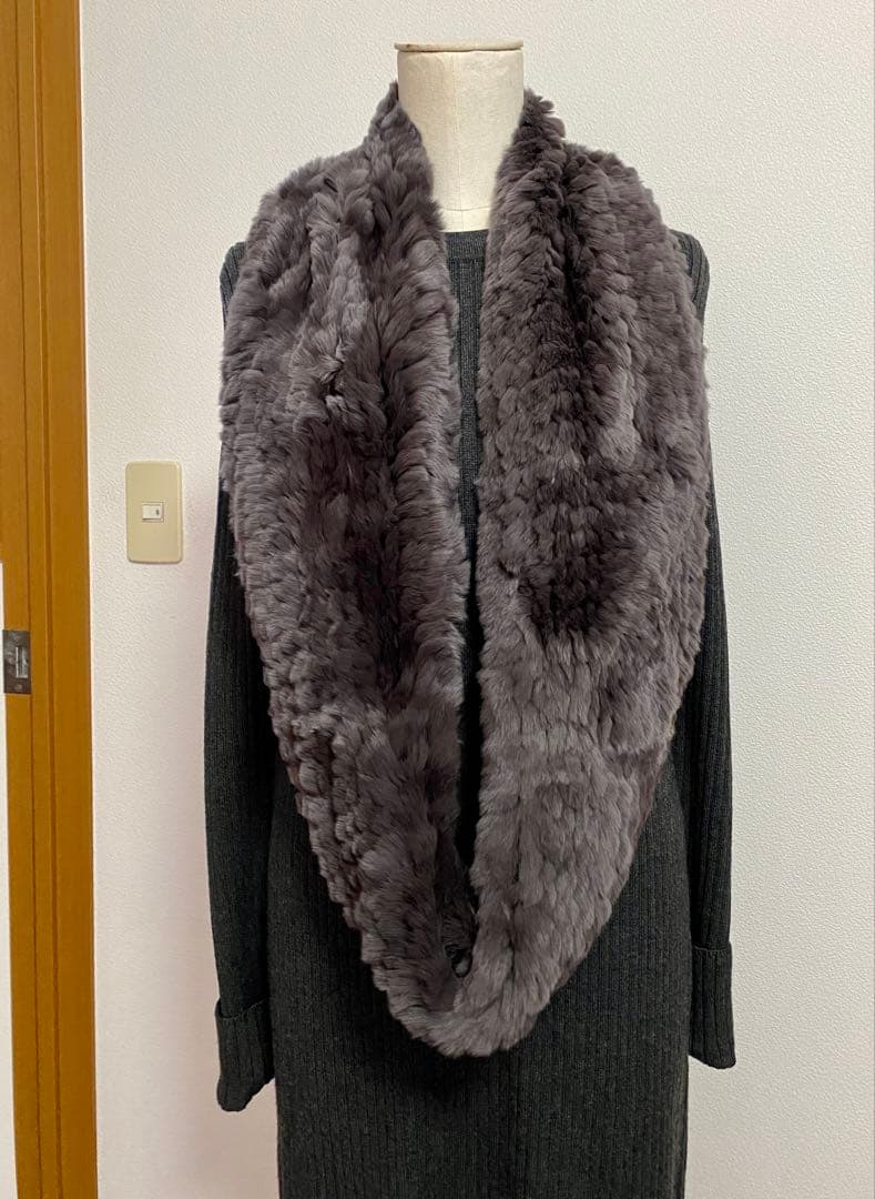 タグ付き　theory luxe リアルファースヌード