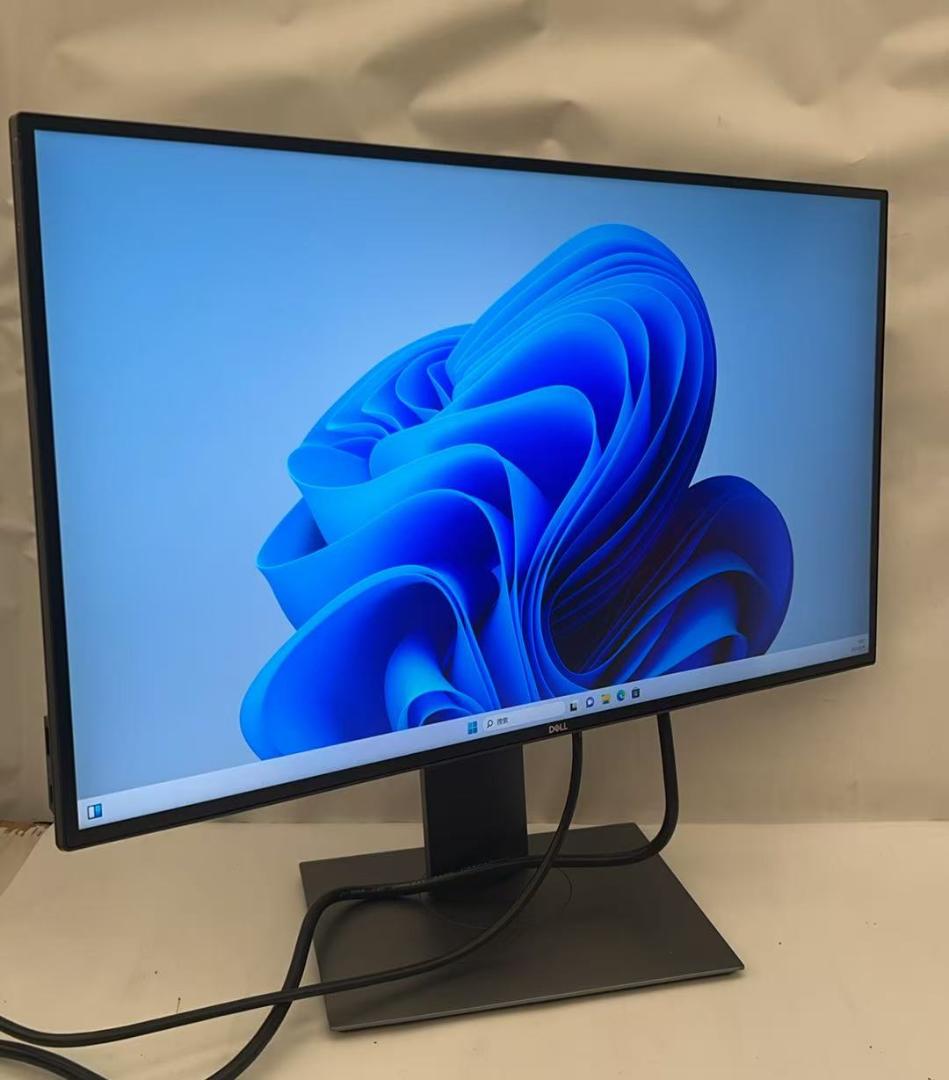 DELL U2520D 25インチモニター USB-Cハブ 回転機能 高さ調整可