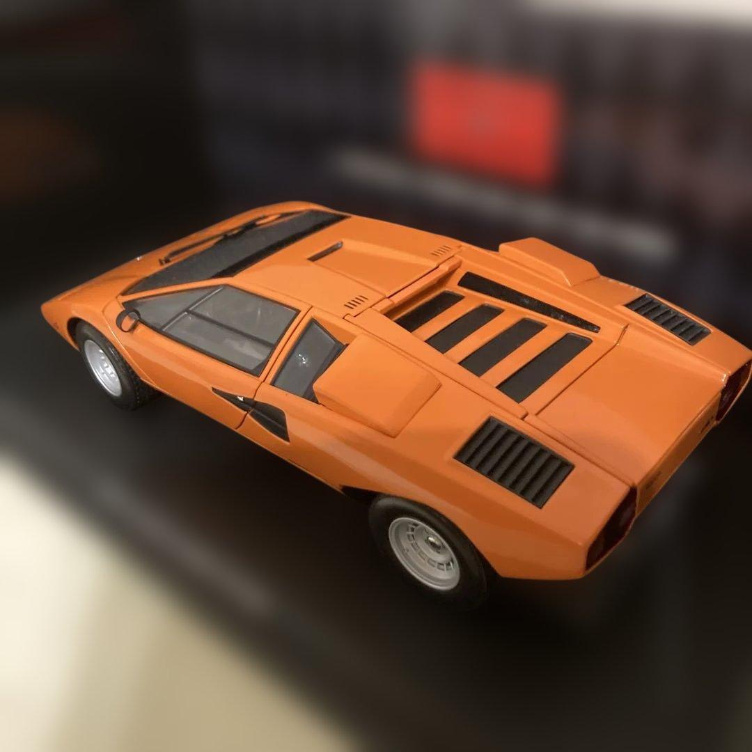京商1/18 ランボルギーニ カウンタック LP400 オレンジ