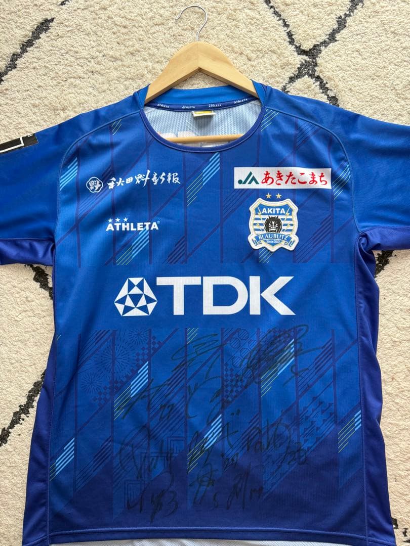 小松蓮ほか選手サイン入りユニフォーム #ブラウブリッツ秋田 - メルカリ